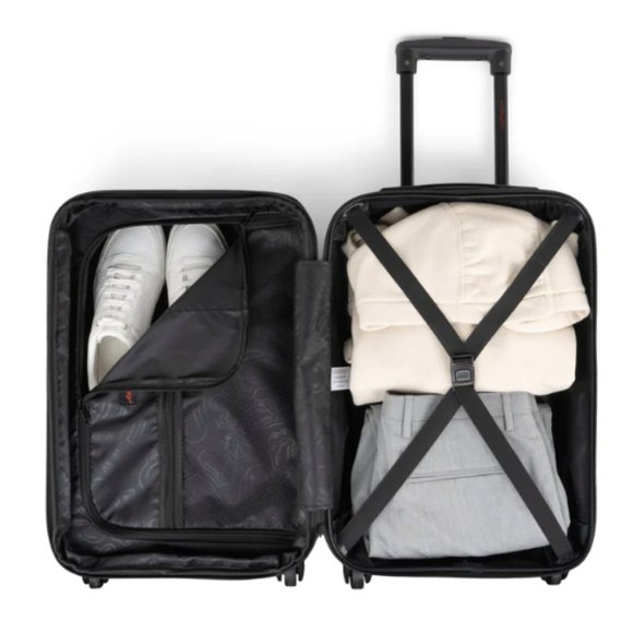 New! The Rolling Stones TIE DYE COLLECTION Luggage Wheeled Carry On Roller Bag - Picture 3 of 5